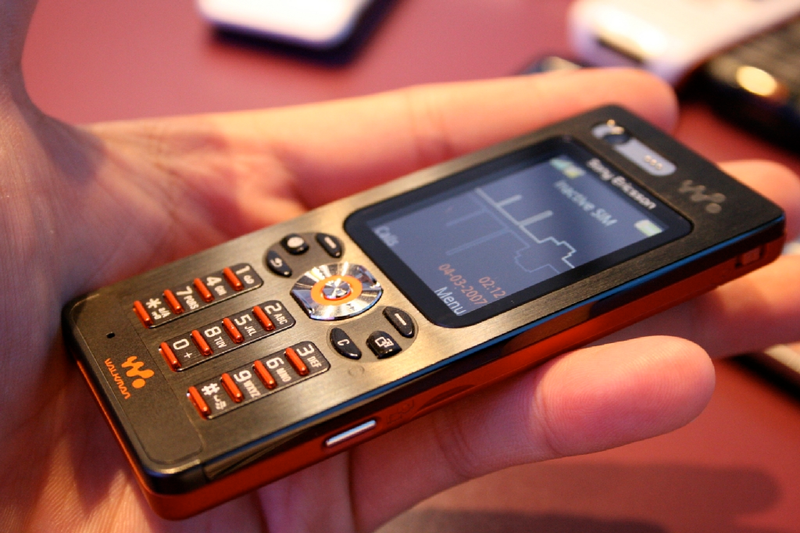 Illustration for article titled Sony Ericsson w880i Hands-On Gallery